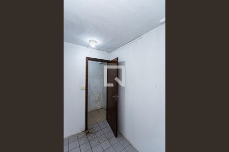 Quarto 2 de casa para alugar com 3 quartos, 70m² em Jardim Libano, São Paulo