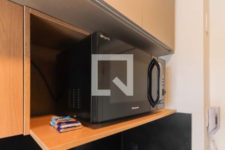 Cozinha de apartamento para alugar com 1 quarto, 25m² em Vila Butantã, São Paulo