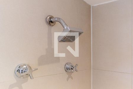 Banheiro de kitnet/studio à venda com 1 quarto, 24m² em Centro Histórico de São Paulo, São Paulo