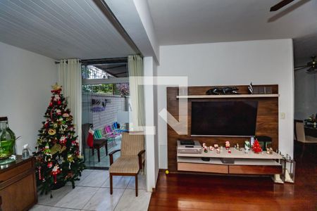 Apartamento à venda com 3 quartos, 100m² em Itapoã, Belo Horizonte