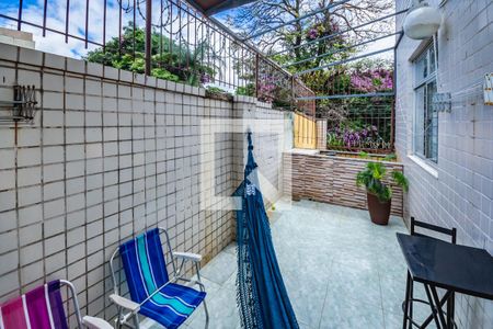 Apartamento à venda com 3 quartos, 100m² em Itapoã, Belo Horizonte