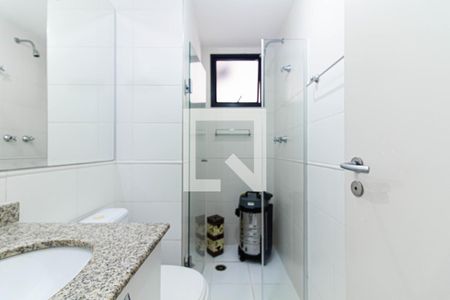 Banheiro de apartamento à venda com 3 quartos, 71m² em Pompeia, São Paulo