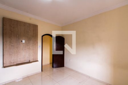Suite de casa à venda com 5 quartos, 350m² em Vila Ponte Rasa, São Paulo