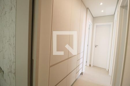 Corredor - Armário de apartamento para alugar com 3 quartos, 85m² em Santa Mônica, Uberlândia