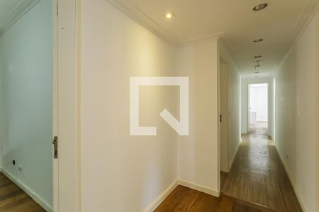 Corredor de apartamento para alugar com 5 quartos, 400m² em Indianópolis, São Paulo