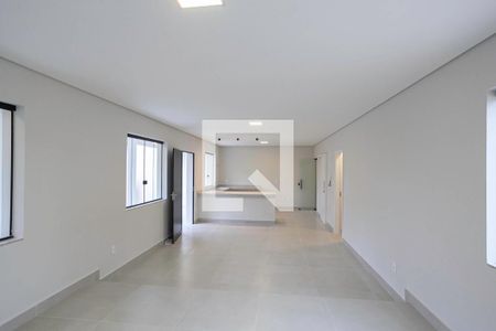 Sala de casa à venda com 3 quartos, 260m² em Alípio de Melo, Belo Horizonte