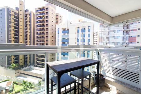 Varanda de apartamento para alugar com 2 quartos, 61m² em Vila Itapura, Campinas