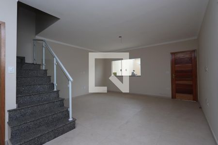 Sala de casa à venda com 3 quartos, 100m² em Vila Lucia, São Paulo