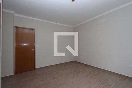 Suíte de casa à venda com 3 quartos, 100m² em Vila Lucia, São Paulo
