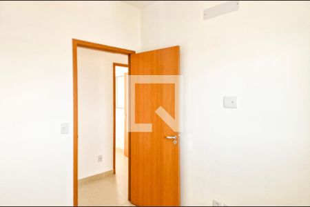 Quarto 1 de apartamento à venda com 3 quartos, 75m² em Setor Marechal Rondon, Goiânia