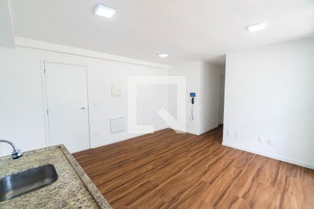 Sala/Cozinha de apartamento para alugar com 2 quartos, 60m² em Chácara Inglesa, São Paulo