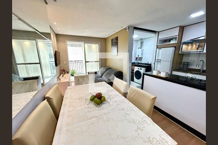 Sala de apartamento para alugar com 2 quartos, 66m² em Picanço, Guarulhos