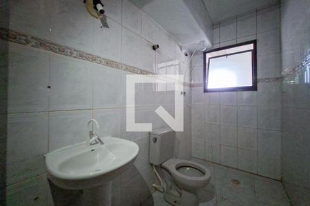Banheiro  de apartamento para alugar com 1 quarto, 50m² em Aviação, Praia Grande