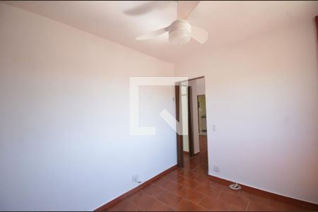Quarto 1 de apartamento para alugar com 2 quartos, 50m² em Bento Ribeiro, Rio de Janeiro