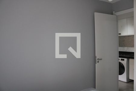 Quarto 2 de apartamento para alugar com 2 quartos, 34m² em Parque Industrial Tomas Edson, São Paulo