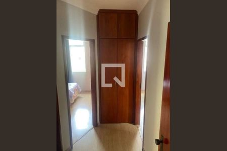 Apartamento à venda com 4 quartos, 203m² em Santa Cruz, Belo Horizonte