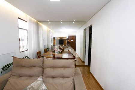 Sala de apartamento à venda com 3 quartos, 75m² em Califórnia, Belo Horizonte
