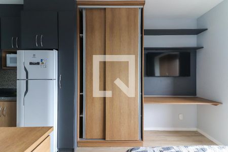 Studio - Quarto / Cozinha de kitnet/studio à venda com 1 quarto, 24m² em Butantã, São Paulo