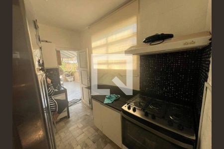 Casa à venda com 5 quartos, 155m² em Renascença, Belo Horizonte