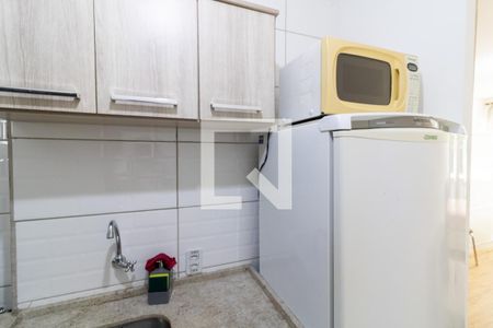 Cozinha de kitnet/studio para alugar com 1 quarto, 26m² em Centro Histórico, Porto Alegre