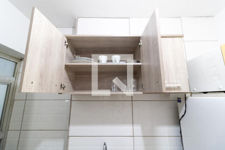 Cozinha de kitnet/studio para alugar com 1 quarto, 26m² em Centro Histórico, Porto Alegre