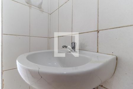 Banheiro de kitnet/studio para alugar com 1 quarto, 50m² em Consolação, São Paulo