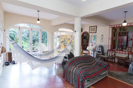 sala de inverno  de casa de condomínio à venda com 4 quartos, 400m² em Retiro do Chale, Brumadinho