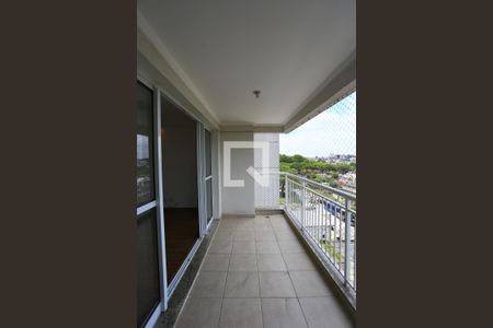 varanda de apartamento para alugar com 3 quartos, 95m² em Jardim Henriqueta, Taboão da Serra