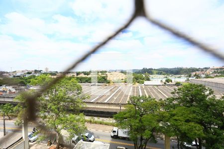 varanda vista de apartamento para alugar com 3 quartos, 95m² em Jardim Henriqueta, Taboão da Serra