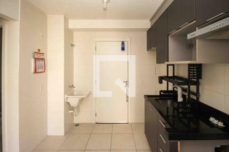 Cozinha e Área de Serviço de apartamento para alugar com 2 quartos, 34m² em Vila Ema, São Paulo