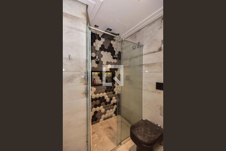 Banheiro Suíte 1 de casa de condomínio à venda com 3 quartos, 466m² em Morumbi, São Paulo
