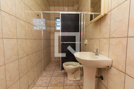 Banheiro de casa para alugar com 2 quartos, 30m² em Jardim Matarazzo, São Paulo