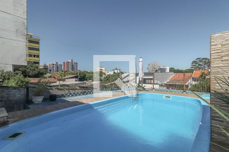 Piscina de casa à venda com 4 quartos, 183m² em Cristo Redentor, Porto Alegre