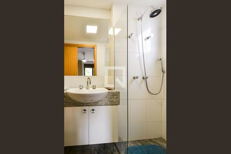 Banheiro Suíte de apartamento para alugar com 3 quartos, 107m² em Funcionários, Belo Horizonte