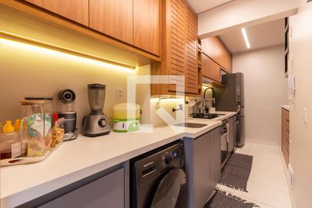 Cozinha e Área de Serviço de apartamento à venda com 2 quartos, 79m² em Pinheiros, São Paulo