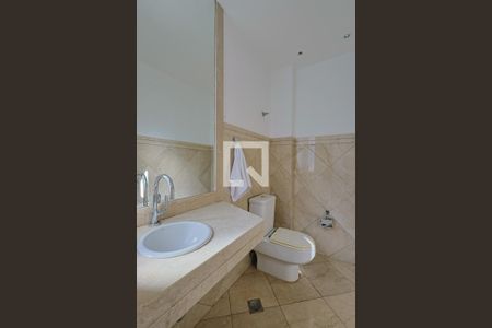 Lavabo  de apartamento à venda com 4 quartos, 150m² em Serra, Belo Horizonte