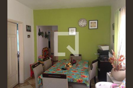 Casa à venda com 3 quartos, 223m² em Vila Santa Clara, São Paulo