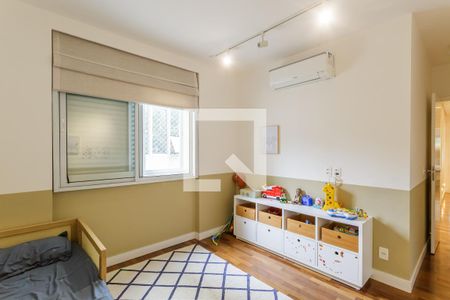 Quarto 1 de apartamento para alugar com 3 quartos, 212m² em Itaim Bibi, São Paulo