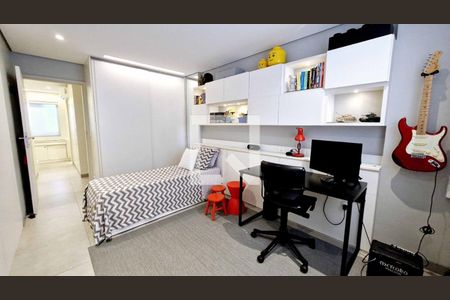 Apartamento à venda com 3 quartos, 130m² em Itaim Bibi, São Paulo