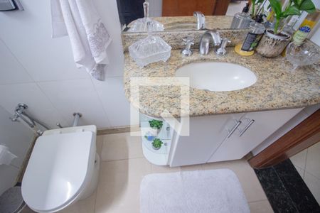 Lavabo de casa à venda com 4 quartos, 365m² em Cabral, Contagem