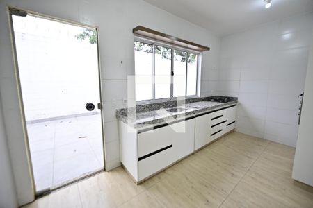 Casa de Condomínio para alugar com 3 quartos, 200m² em Jardim Guanabara Ii, Goiânia