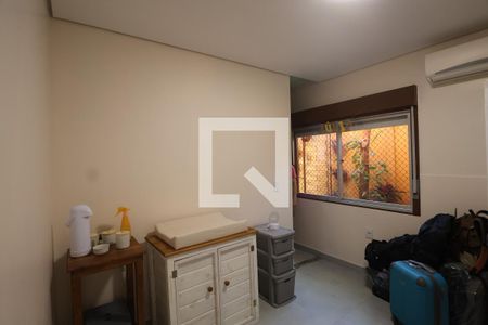 Quarto 1 Casa 1 de casa à venda com 5 quartos, 300m² em Rio Branco, Canoas