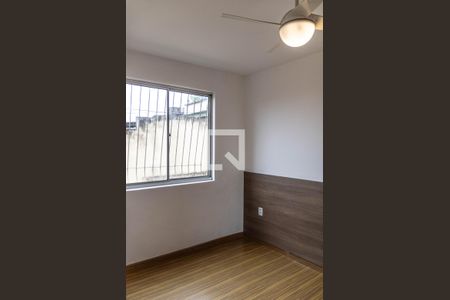 Suíte de apartamento para alugar com 3 quartos, 101m² em Estrela Dalva, Belo Horizonte