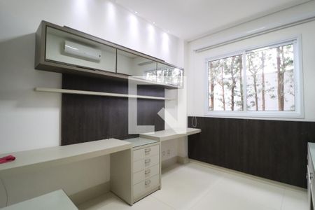 Casa de Condomínio para alugar com 5 quartos, 300m² em Shopping Park, Uberlândia