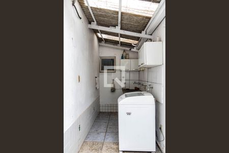 Área de Serviço de casa à venda com 2 quartos, 145m² em Camargos, Belo Horizonte