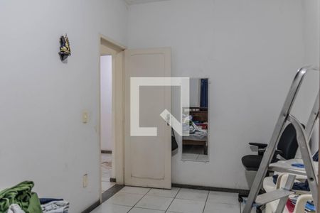 Quarto de casa à venda com 2 quartos, 145m² em Camargos, Belo Horizonte
