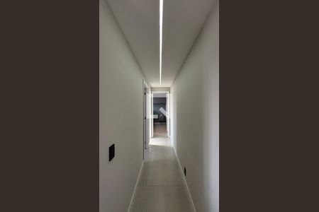 Corredor de apartamento para alugar com 2 quartos, 42m² em Parque São Vicente, Santo André