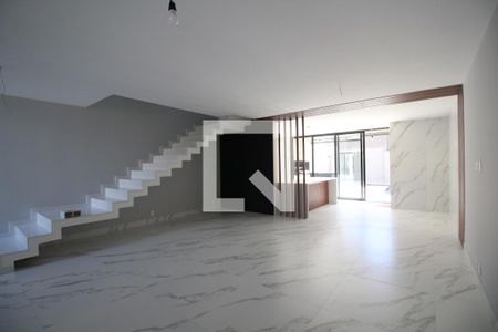 Casa de Condomínio à venda com 3 quartos, 192m² em Jacarepaguá, Rio de Janeiro