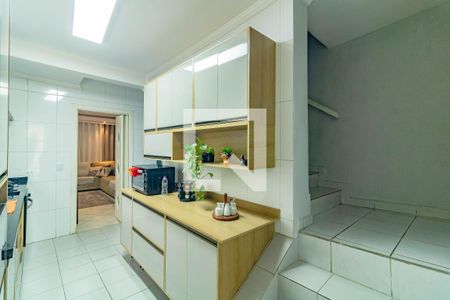 Casa para alugar com 3 quartos, 250m² em Vila Guarani (zona Sul), São Paulo