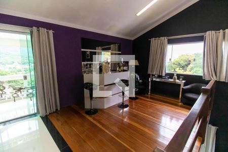 Casa de Condomínio para alugar com 4 quartos, 600m² em Itaipu, Niterói